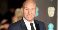 Charlie's Angels reboot – Patrick Stewart thủ vai Bosley cùng Elizabeth Banks