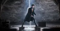 Eddie Redmayne đối mặt với Nghệ thuật Hắc Ám trong những thước phim sequel Fantastic Beasts