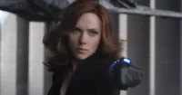 Phim riêng về Black Widow chiêu mộ biên kịch của Blacklist