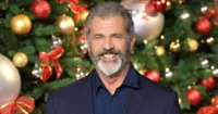 Mel Gibson đạo diễn và đồng biên kịch cho Wild Bunch remake