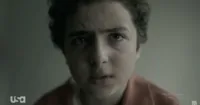 The Sinner season 2 tung trailer chính thức hé lộ kẻ giết cha mẹ 11 tuổi