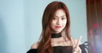 Kim Do Yeon của nhóm Weki Meki lần đầu xuất hiện trên web drama