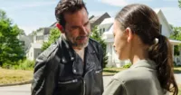 Negan sẽ còn trở lại trong The Walking Dead mùa 8