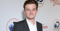 Robert Aramayo - "Ned Stark" thời trẻ trong Game of Thrones sẽ tham gia Eternal Beauty