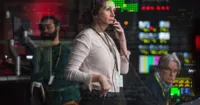 Julia Roberts thăng hoa ở Cannes cùng đạo diễn Jodie Foster