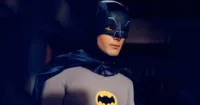 Adam West sẽ trở lại với vai diễn Batman trong series Powerless