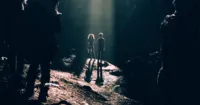 A Wrinkle in Time  - Chỉ có bóng tối mới nhanh hơn ánh sáng