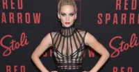 Những cảnh nóng trong Red Sparrow khiến Jennifer Lawrence cảm thấy bình tâm hơn sự cố bị tung ảnh nóng