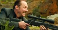 Kill Me Three Times - Simon Pegg không để lại ấn tượng cho khán giả