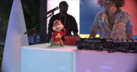 Quẩy lên cùng Sóc Chuột trong Uptown Funk