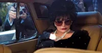 Lindsay Lohan suy sụp vì phim bị 'ném đá'