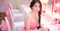 Gái quê Ngọc Trinh trong Vòng Eo 56