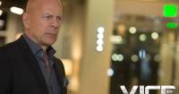 Bruce Willis gây thất vọng với vai phản diện trong Vice