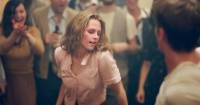 Kristen Stewart lắc lư cuồng nhiệt trong trailer phim mới