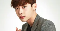 Lee Jong Suk lần đầu đóng phim hài lãng mạn trong Romance Supplement