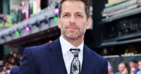 Các cảnh reshoot của Justice League vẫn được thực hiện theo kế hoạch của Zack Snyder