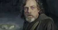 Mark Hamill hoảng hốt khi nghe nói về nhân vật của mình trong Star Wars: The Last Jedi