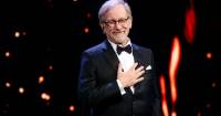 Steven Spielberg xuất sắc trở thành đạo diễn đầu tiên vượt mốc $10 tỉ