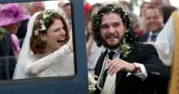 Lạc vào đám cưới đẹp như mơ của 2 ngôi sao Game of Thrones