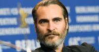 Joker do Joaquin Phoenix thủ vai tung hình ảnh đầu tiên của nhân vật chính