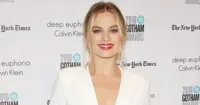 Margot Robbie sẽ sản xuất Augmented cho Warner Bros.