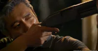 Lee Byung-Hun trở lại xứ Hàn với Master