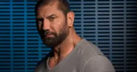 Dave Bautista đối đầu Jane Levy trong Bushwick