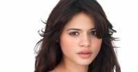Melonie Diaz sẽ thủ vai nữ chính trong Charmed reboot
