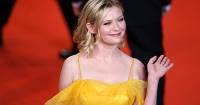 YouTube giành được quyền phát sóng series hài đen của Kirsten Dunst và George Clooney