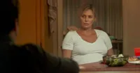 Charlize Theron - "Viên ngọc thần thái" của Hollywood
