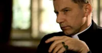 Simon McBurney gia nhập The Conjuring 2
